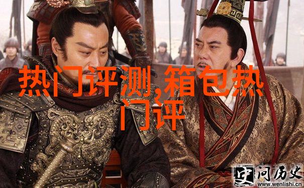 羽绒服搭配卫衣