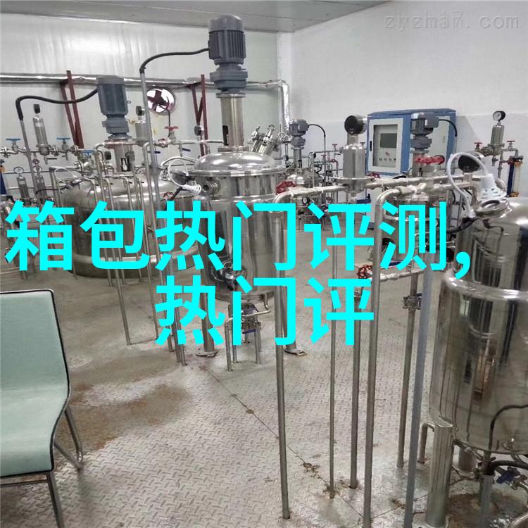 女士衬衣搭配什么颜色毛衣好看